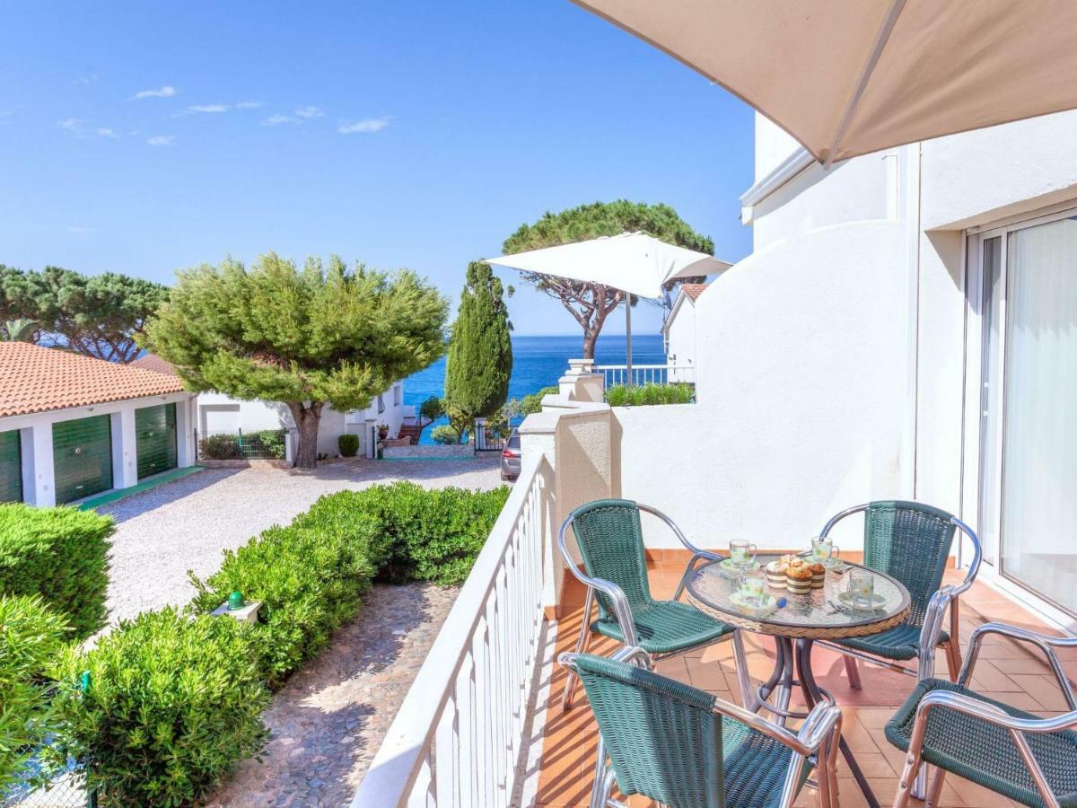 Apartment Palmiers I-10 By Interhome Llança Екстериор снимка